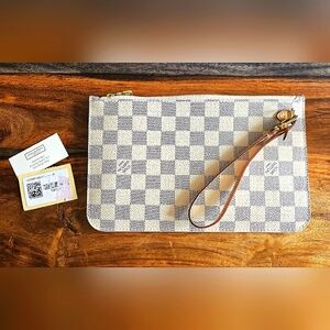 Louis Vuitton Damier Azur Neverful Pouch (Authentic)